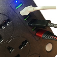 Удлинитель с заземлением 2 м, плоский, 3 розетки EU_UK_US, 5 USB портов,Type C,T05, "MAXIMUM" MX 148 оптом